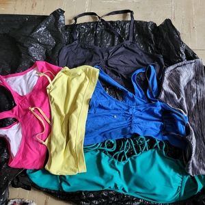 6 xl sports bra NOT FOR SALE